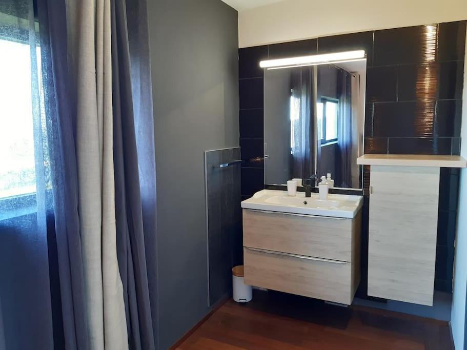 Logement 80 M2 Avec Terrasses Entre Les Deux Abers Landéda Exterior foto